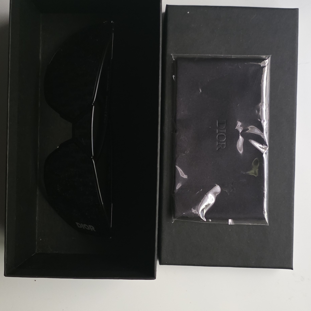 Dior Sunglasses - Picture 3 of 7